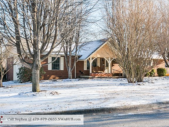 2nd image of 501 N Valley West Dr