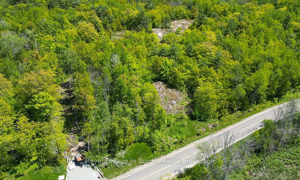 1st image of 434 Bay Rd