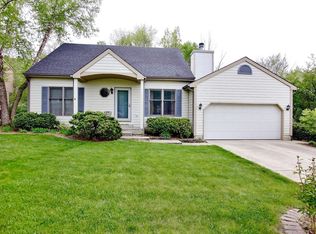 155 Pheasant Run Dr, Porter, IN 46304