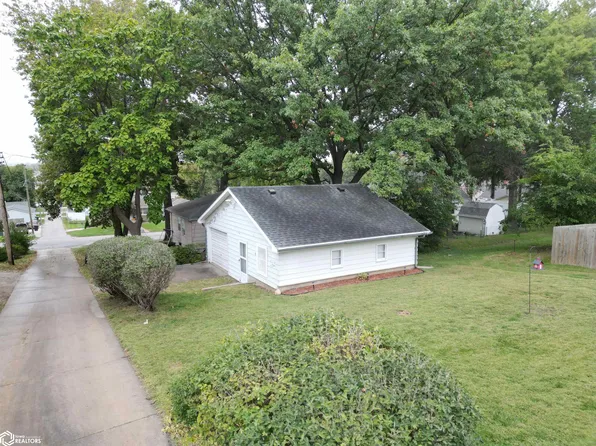 1407 N 8th St, Red Oak, IA 51566