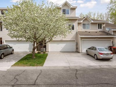 689 Woodduck Dr UNIT I, Woodbury, MN, 55125