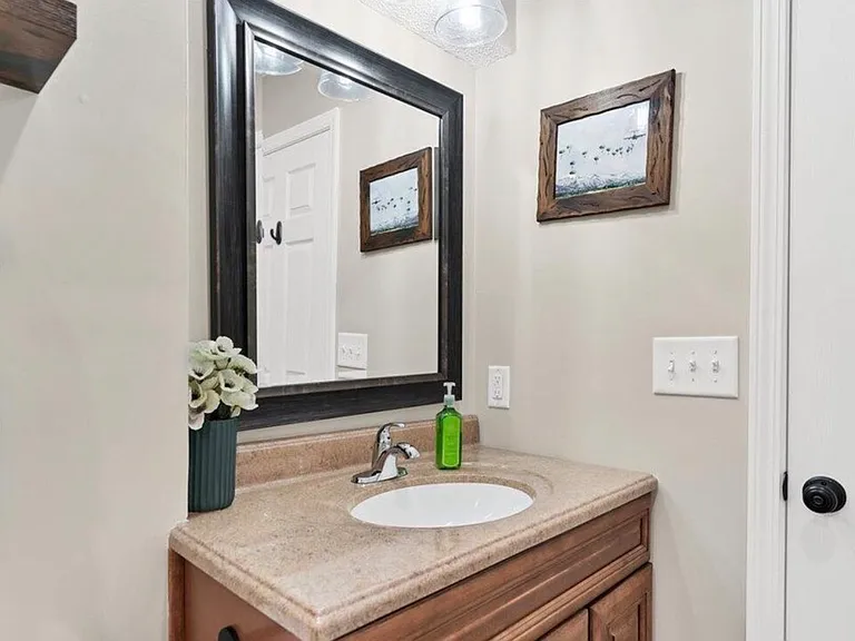 Bonus Room Bathroom