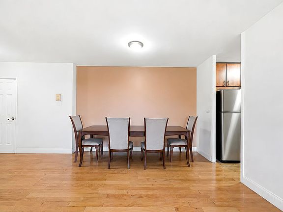 4th image of 240 Cozine Ave APT 5D