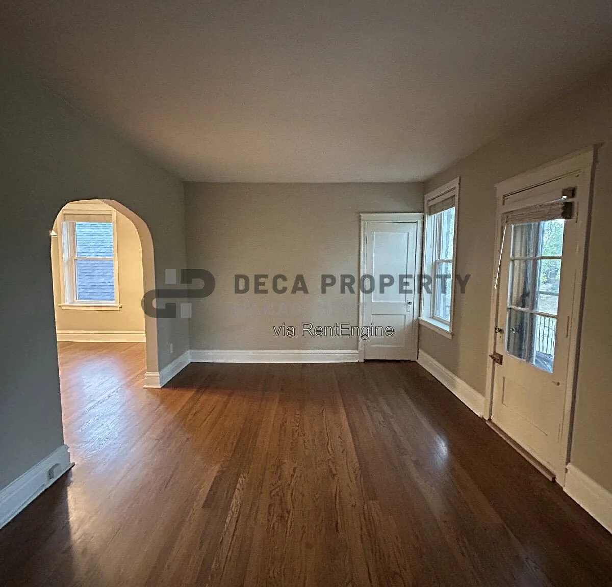 2 bed, 1.0 bath, 1056 sqft, $1,250 — Photo 3