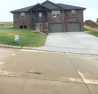1305 Summerfield Dr, Jefferson City, MO, 65109