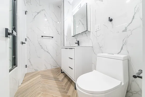 Rented by Platinum Properties | media 23