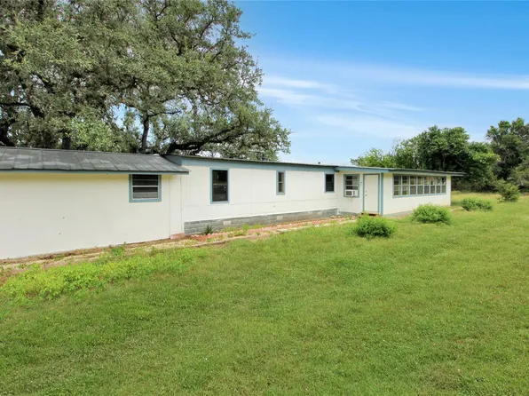 1155 Pecan Cir, Canyon Lake, TX 78133