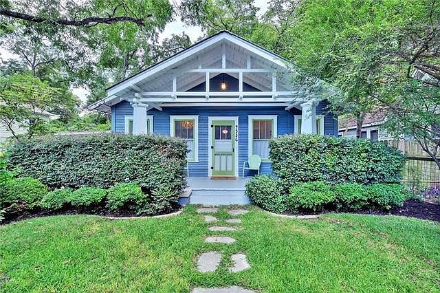2nd image of 4536 Duval St