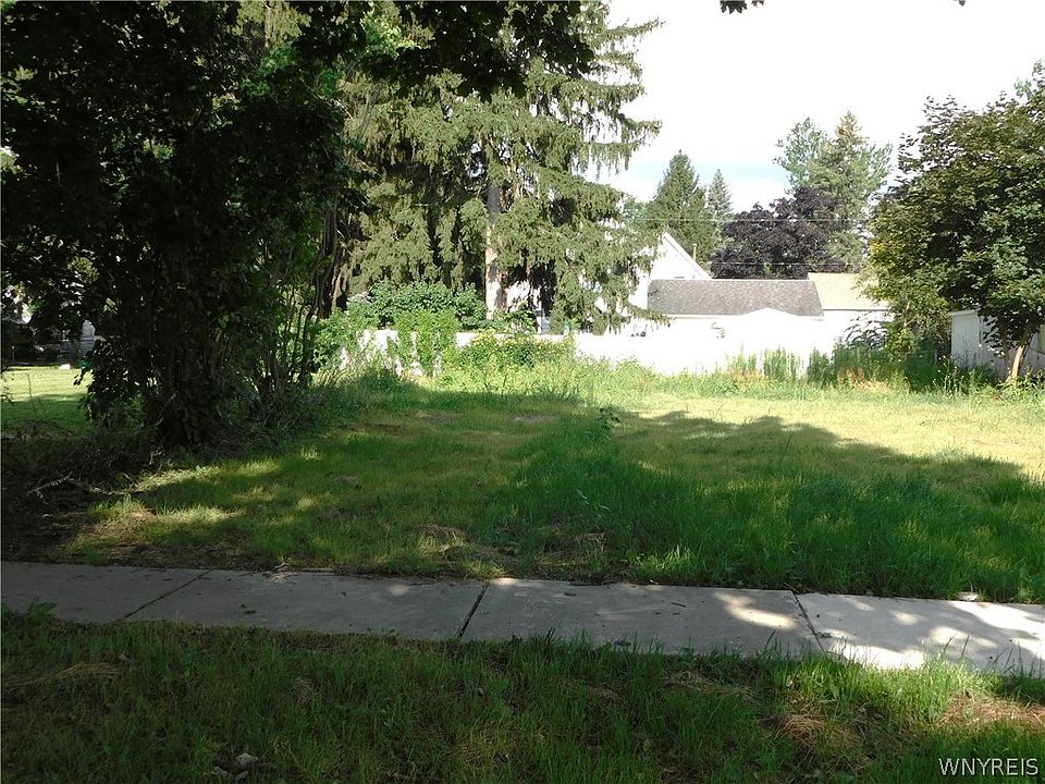 1st image of 240 Liberty St Lot 22