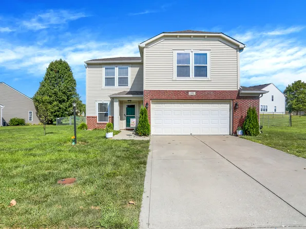 216 Creekside Dr, Danville, IN 46122