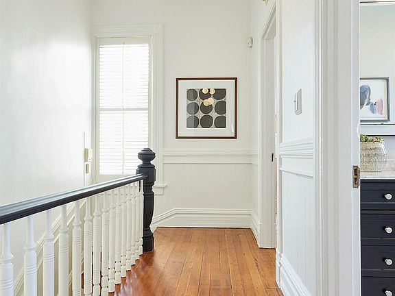 2nd image of 2708 Pine St