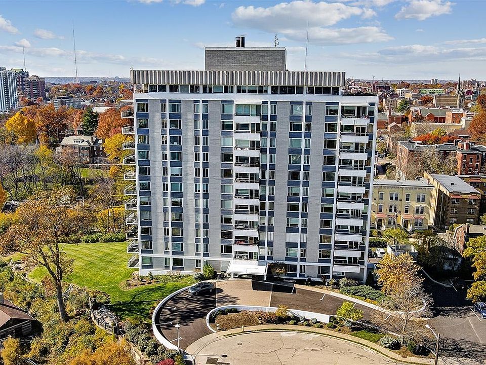 1st image of 2401 Ingleside Ave Unit 1D