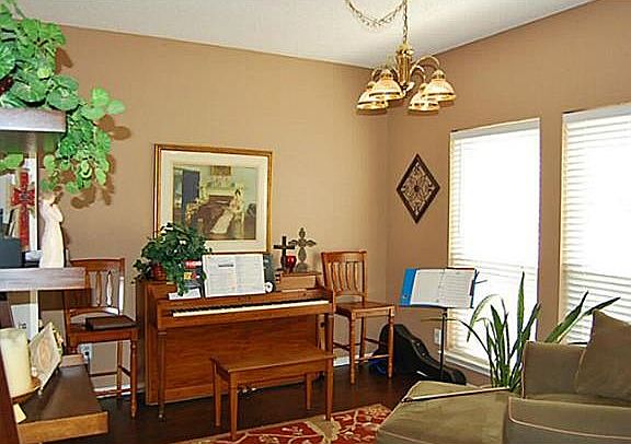 2nd image of 4703 Shorewood Dr