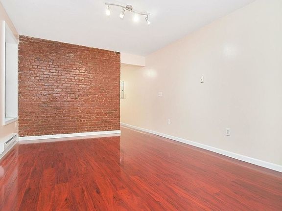 4th image of 230 W 140th St #A12