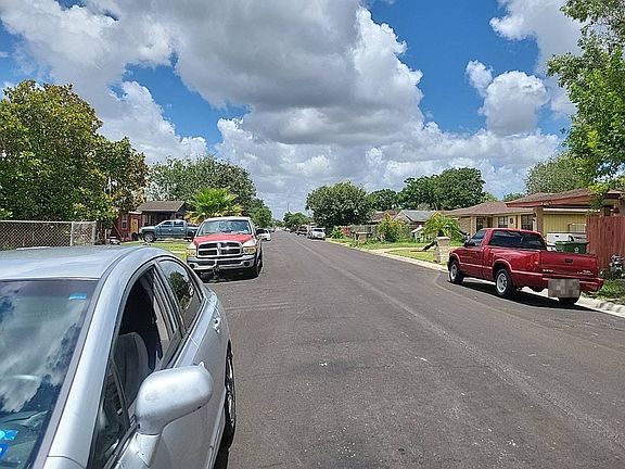 5th image of 4786 Central Cir