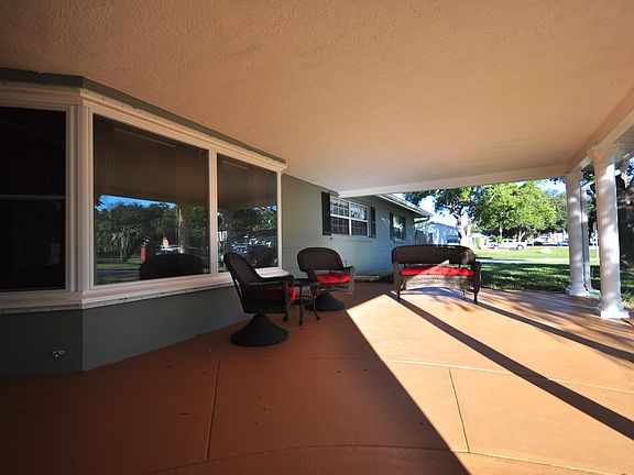 3rd image of 5651 45th Ave N