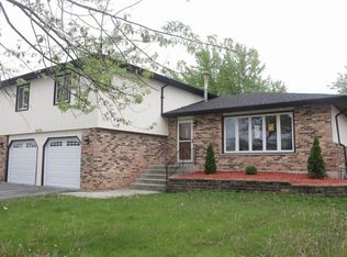 5059 Thomas Dr, Richton Park, IL 60471