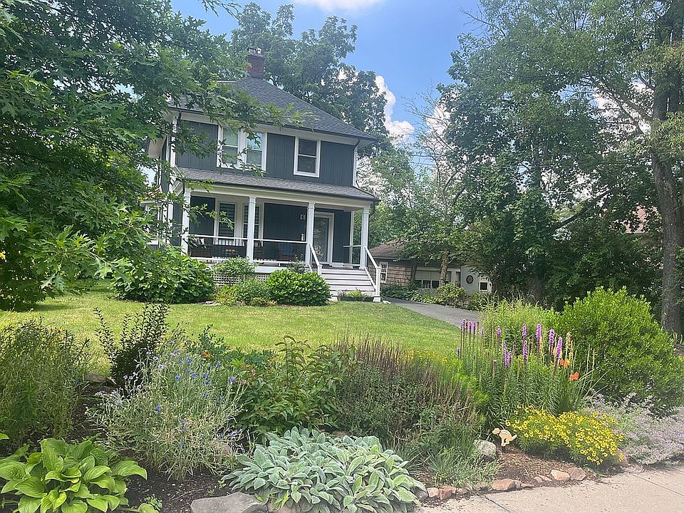 1st image of 38 Parker Ave