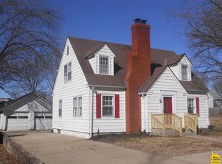 209 S 4th St, Clinton, MO 64735