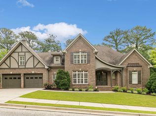 2409 Magnolia Cove Rd, Vestavia, AL 35243