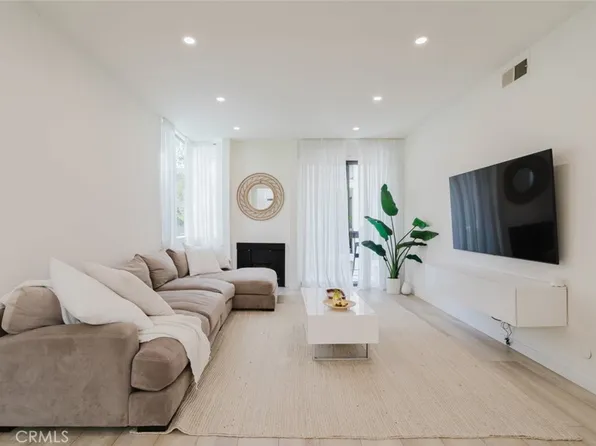 1305 N Columbus Ave Unit 204, Glendale, CA 91202