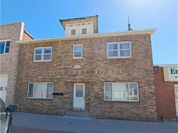 123 1st Ave W, Dyersville, IA 52040