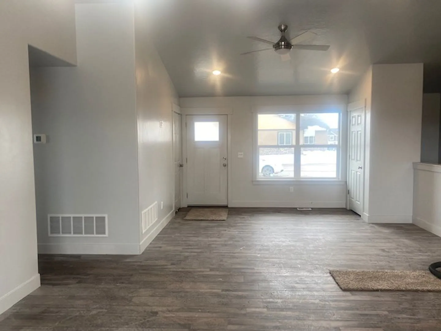 Beautiful 5 Bed 3 Bath Home!! — Photo 4