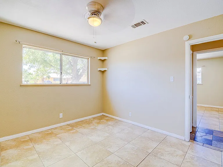 3990 Syracuse Dr — Photo 7