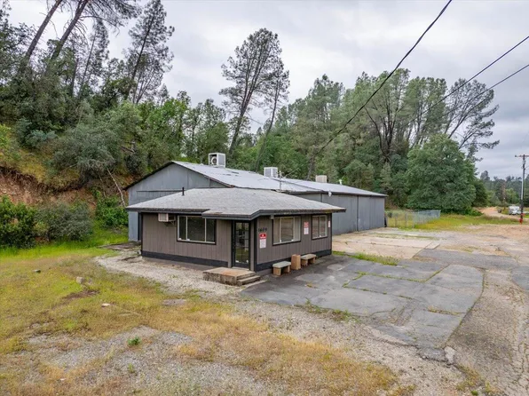 1609 Kenyon Dr, Redding, CA 96001
