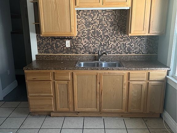 2nd image of 452-454 E 149th St