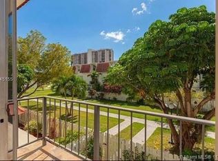 1655 NE 115th St APT 44B, Miami, FL 33181