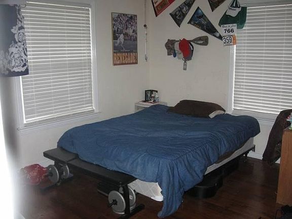 5th image of 629 W Pensacola St APT 4