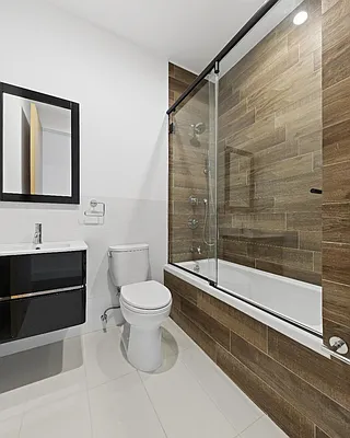 Sold by Real Direct | media 34