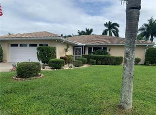 3913 SE 20th Pl, Cape Coral, FL 33904