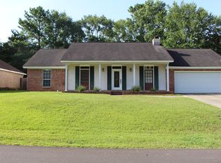 648 Apelehama Rd, Diamondhead, MS 39525