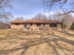 273 Nine Mile Rd NE, Comstock Park, MI 49321