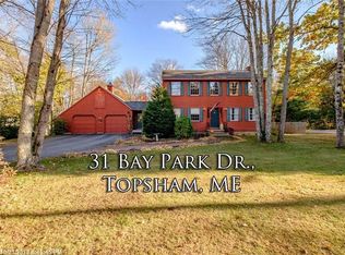31 Bay Park Dr, Topsham, ME 04086