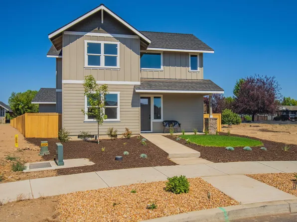 887 NW 18th Ct #263, Redmond, OR 97756