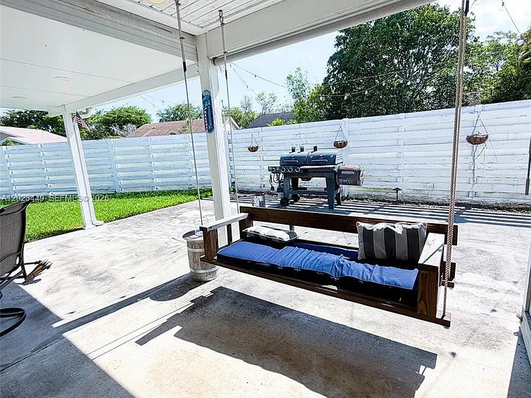 14552 SW 142nd Pl #14552 — Photo 43