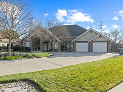 347 E Oak View Avenue, Visalia, CA, 93277