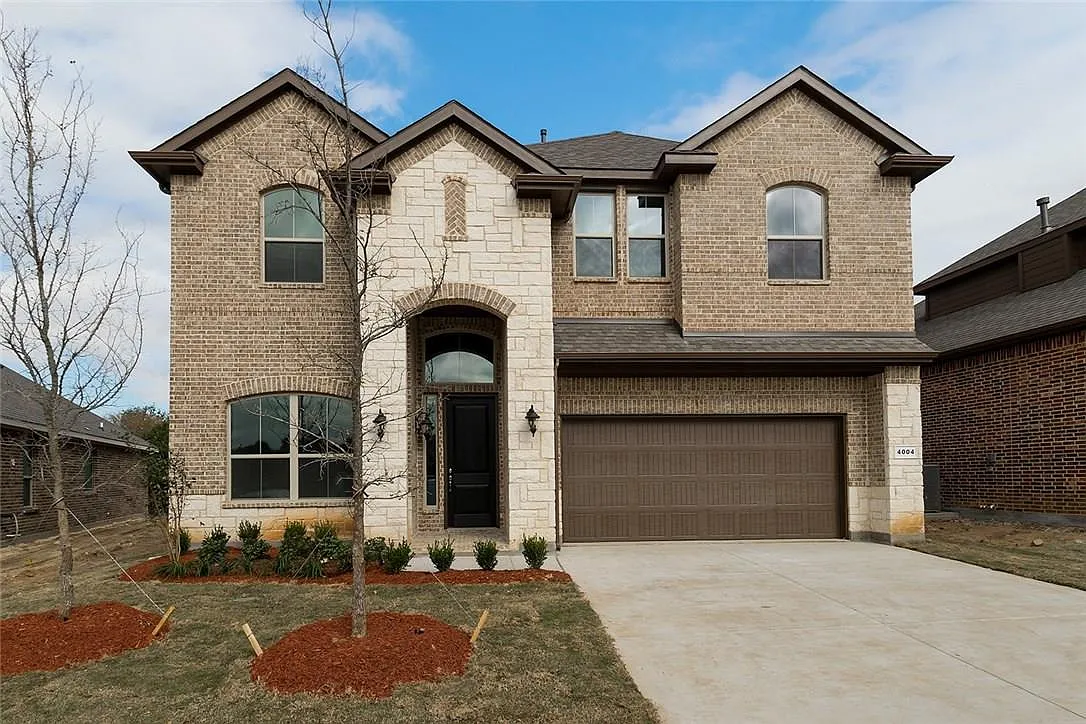 4 bed, 2830 sqft, $3,100 — Photo 1