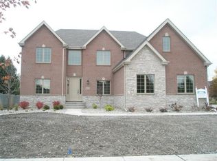 649 Shannon Brg, Dyer, IN 46311