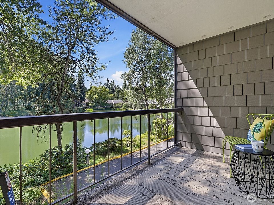 1st image of 6858 139th Avenue NE #705