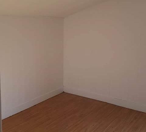 5th image of 1109 Lincoln Ave