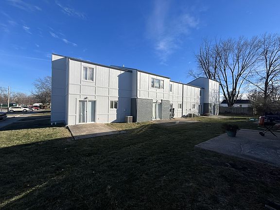 2nd image of 1221 W Breckenridge Dr APT 2