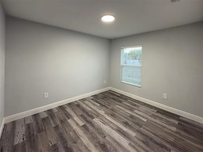 4700 Sunbeam St — Photo 5