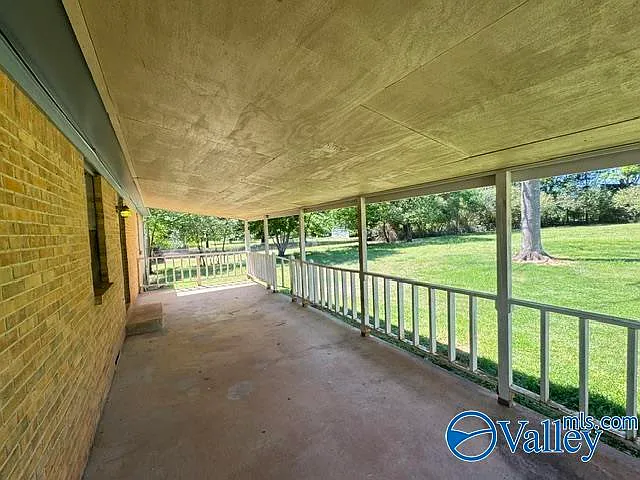 127 Colby Dr — Photo 30