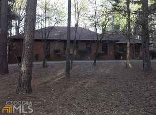 110 Mayfair Ln, Fayetteville, GA 30214