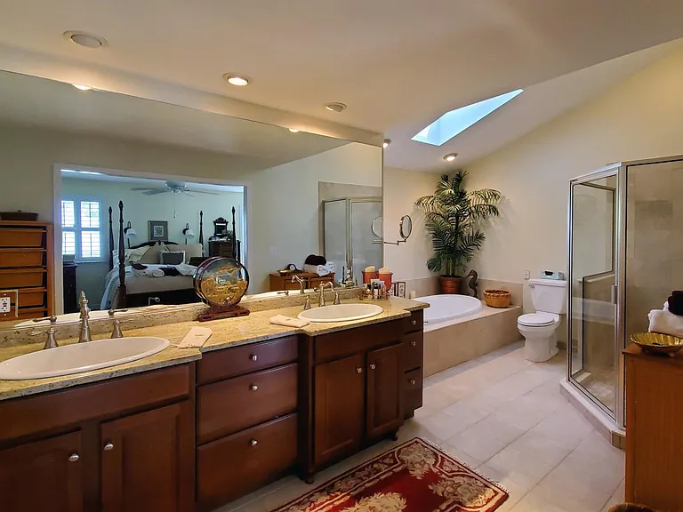 8756 Lake Shore Rd — Photo 17