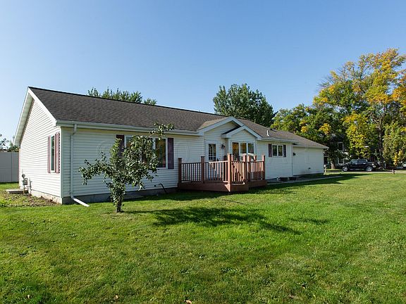 2nd image of 51 4th Ave N